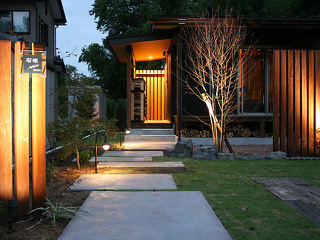 クリックしてグリーンステージの昼の施工例写真に切り替え