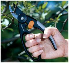 C賞「FISKARS フィンガーループ」
