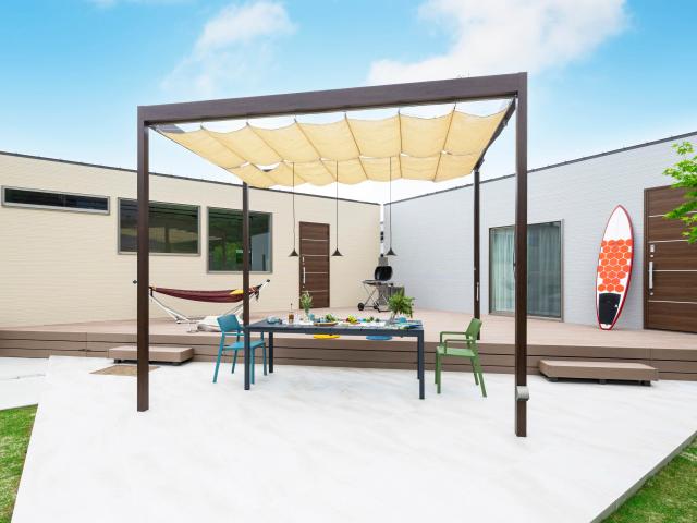 ドッグランのあるトレーラーハウスのガーデンデザイン - D’s Garden - D’s Garden|リフォームガーデンクラブ