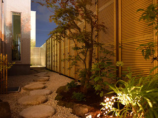 クリックして株式会社香月園の昼の施工例写真に切り替え