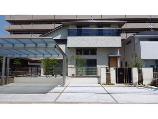 『水平ラインの美しい家』フラワーチルドレンーエクステリア施工例ー岡山市北区