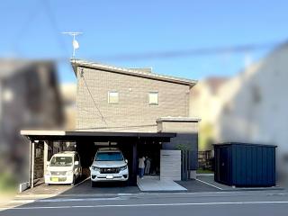 ライティング演出で高級感のあるファサードに