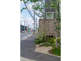 ティーズガーデンスクエア株式会社