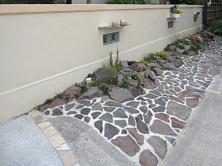 ステンレス板を使った創作型ガーデンエクステリア－内池工業☆福島から出発！